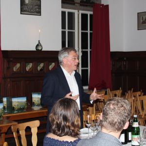 Weinprobe mit u.lb. AH Dr. Lothar Mahlberg — Bild 3